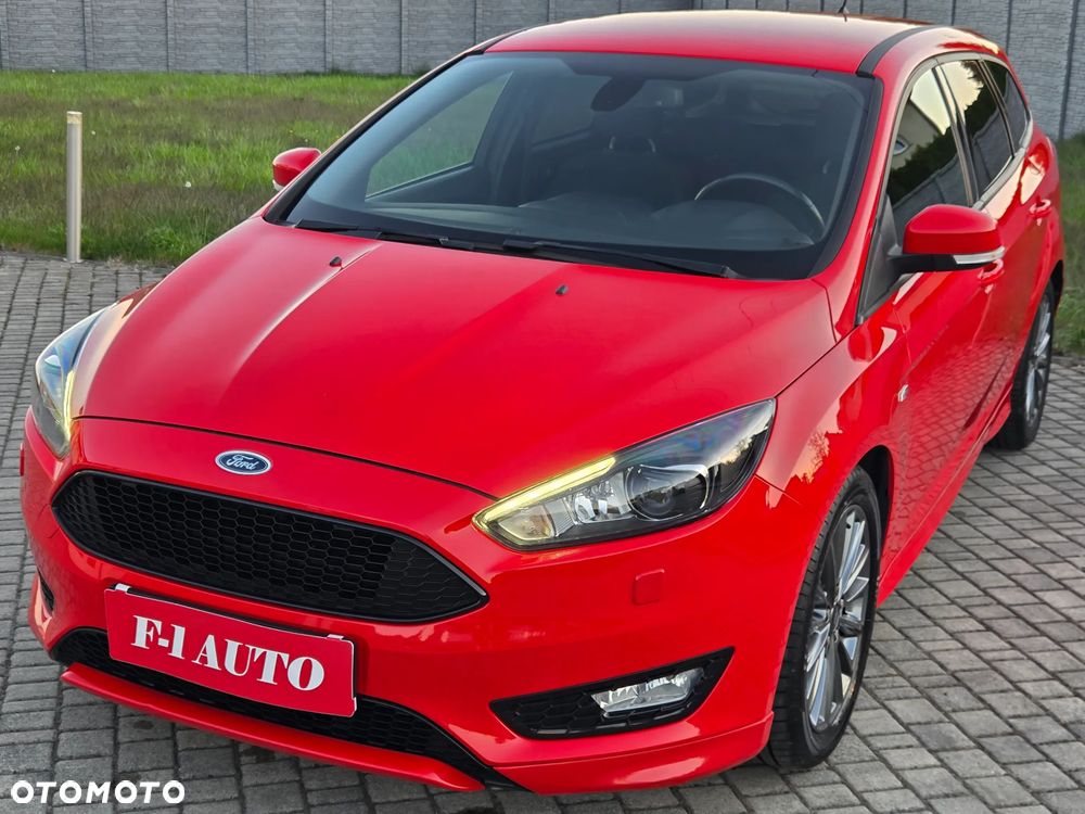 Ford Focus 1.0 EcoBoost Start-Stopp-System ST-LINE DESIGN - 13