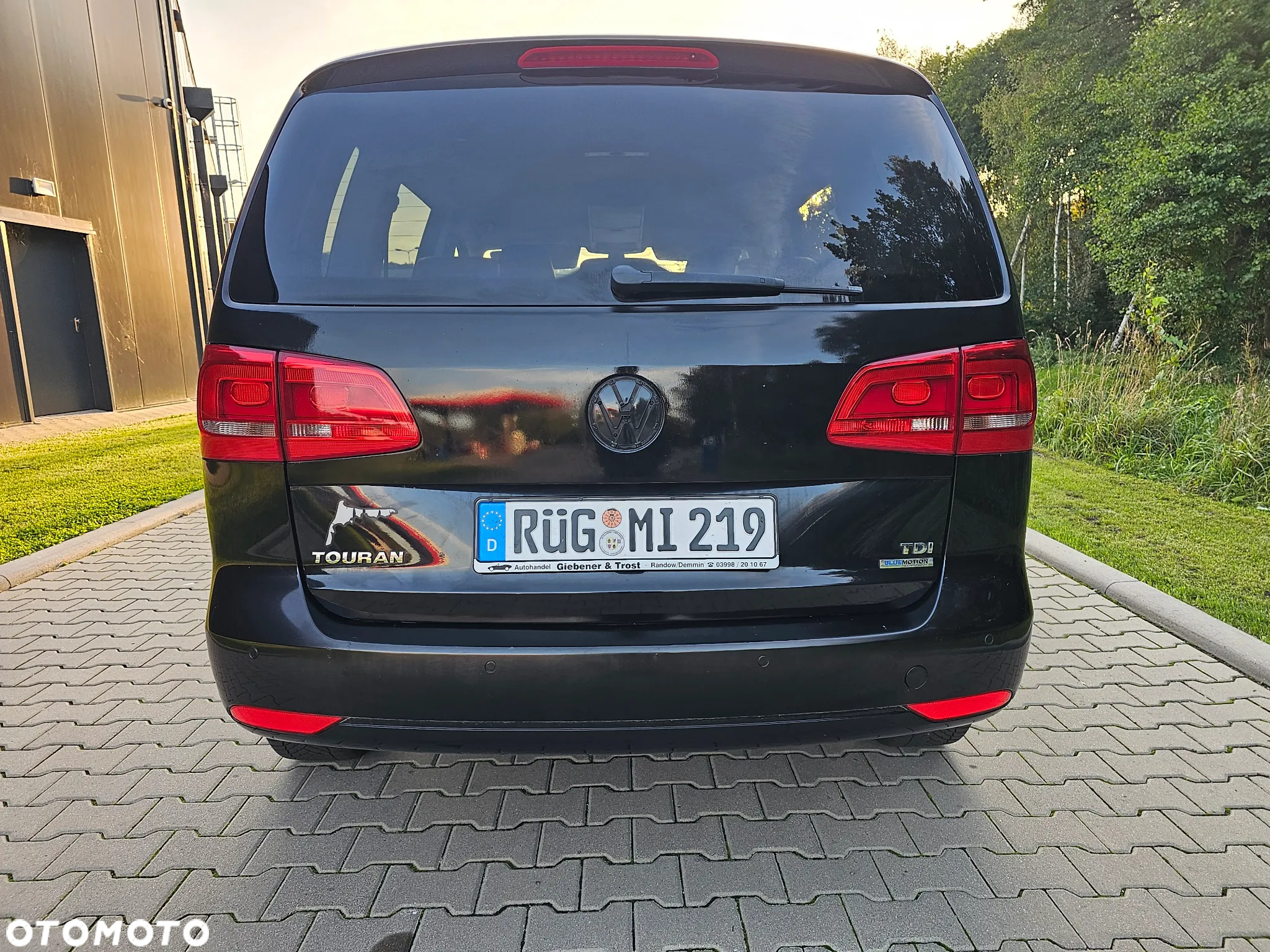 Volkswagen Touran 2.0 TDI DPF Comfortline - 6