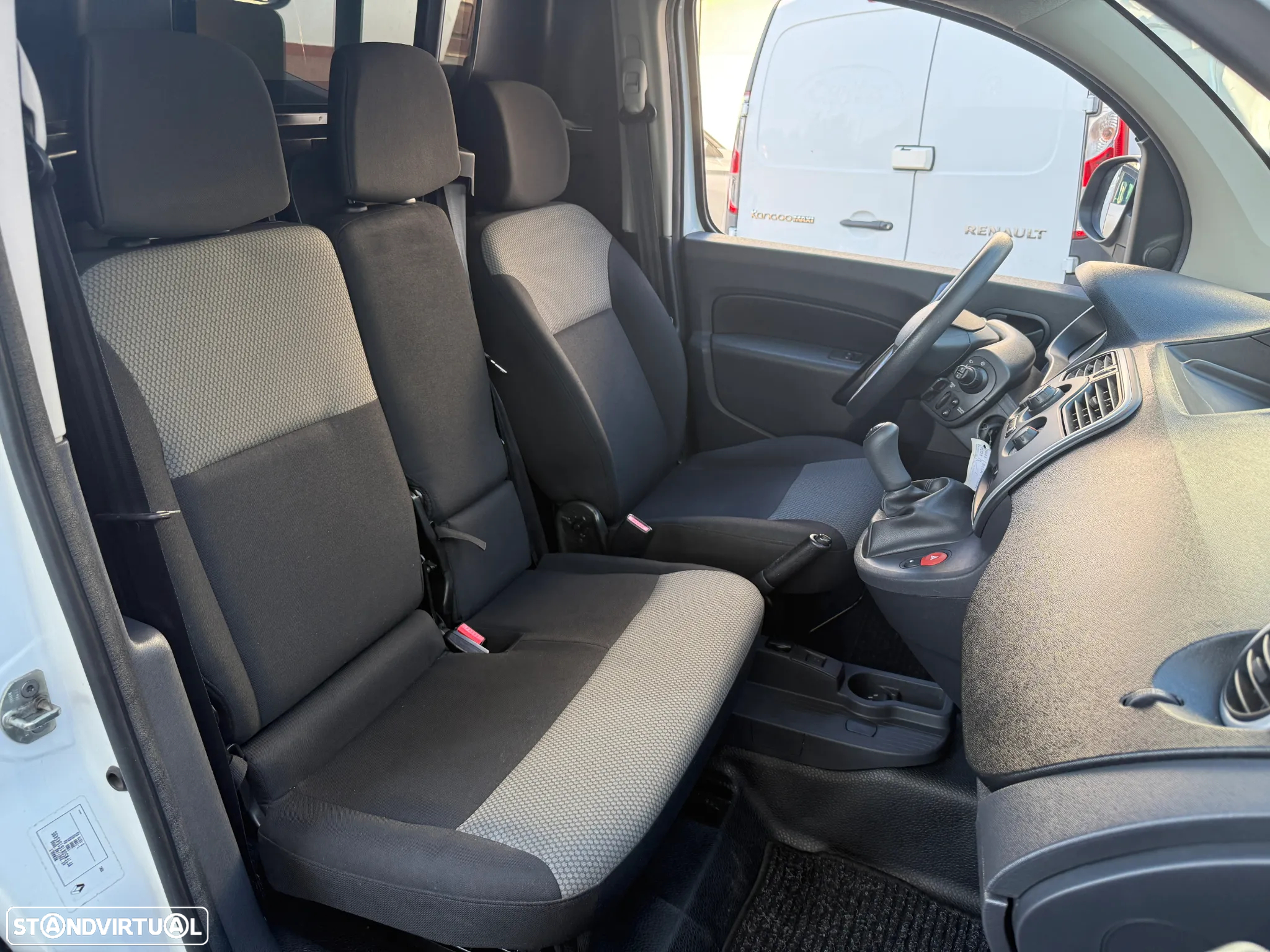 Renault KANGOO 3L - 16