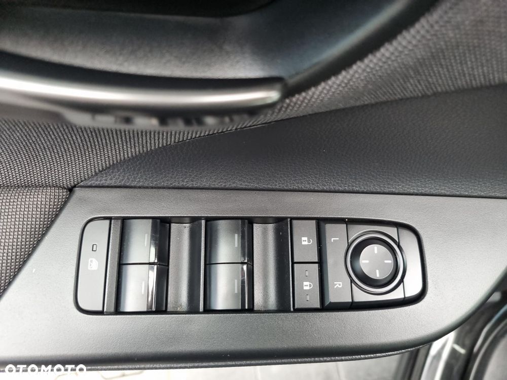 Toyota C-HR 1.8 Hybrid Comfort - 17