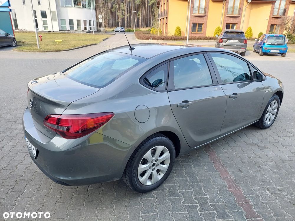 Opel Astra 1.4 T EU6 - 5