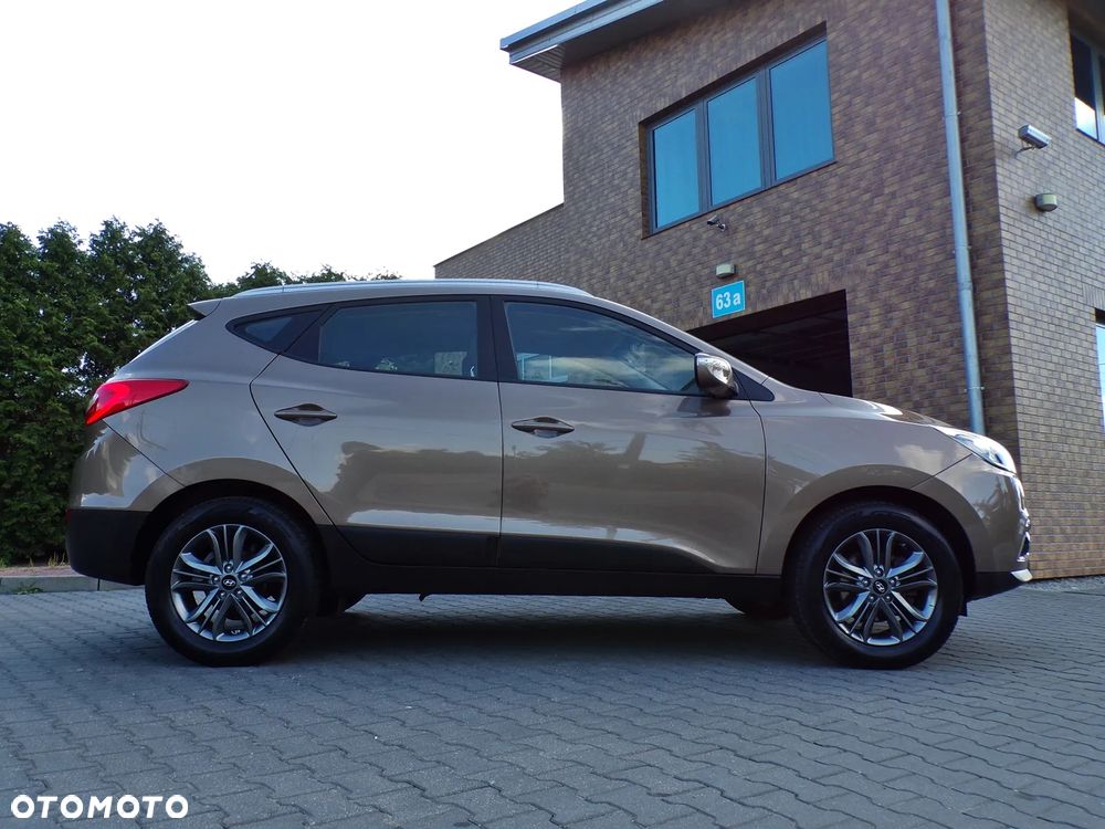 Hyundai ix35 1.6 2WD Fifa World Cup Edition - 8