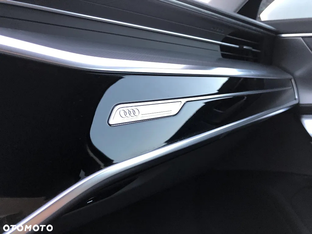 Audi A6 2.0 TDI ultra S tronic - 20