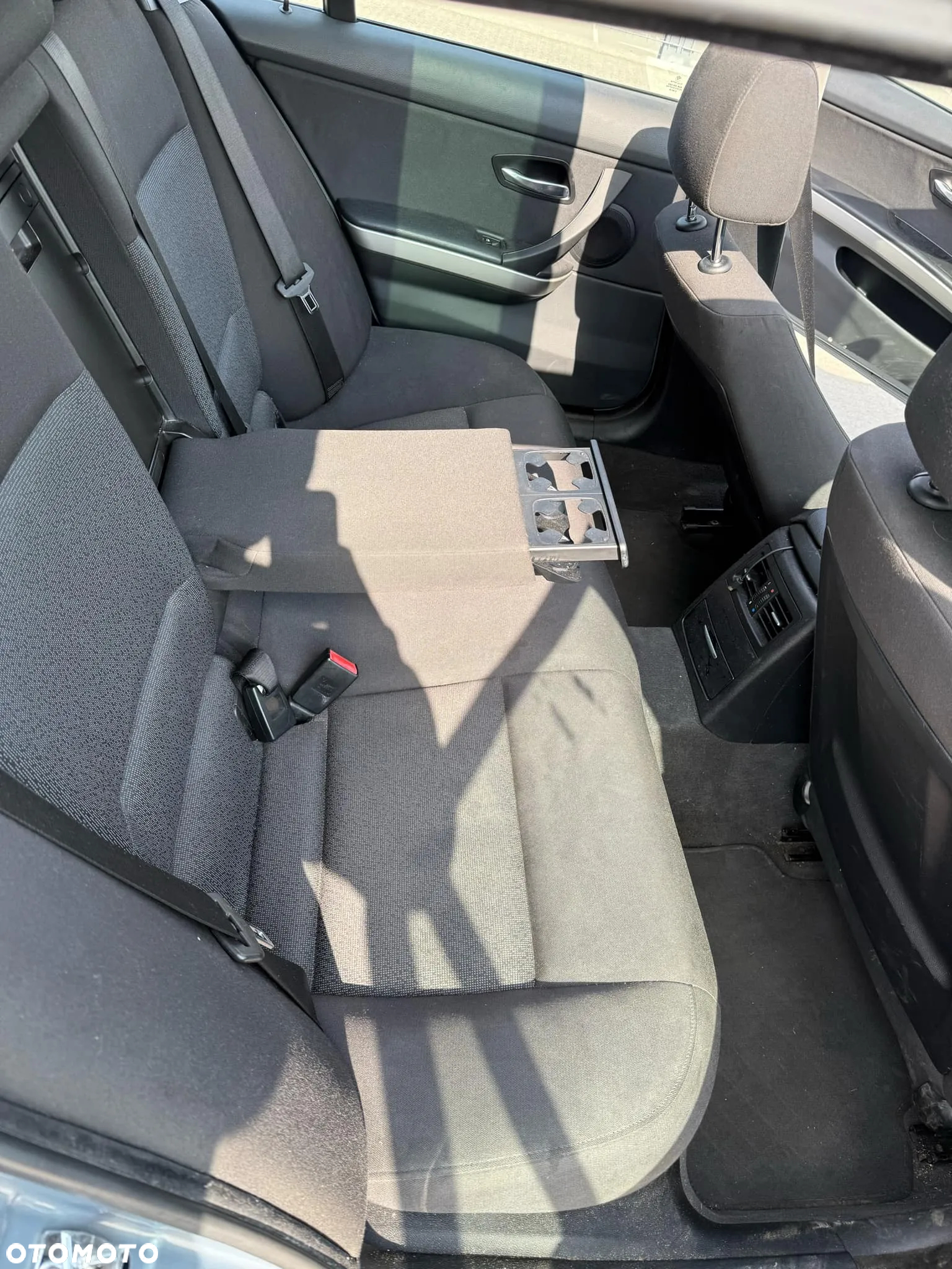 BMW Seria 3 320i Touring - 10