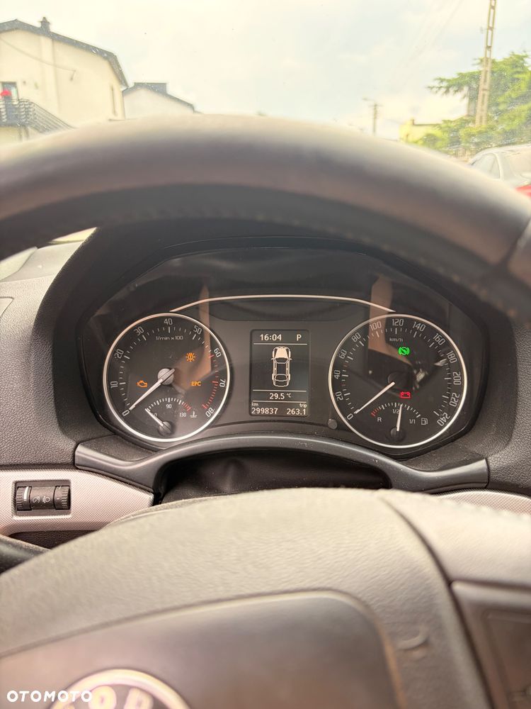 Skoda Octavia 1.8 TSI Elegance DSG - 10