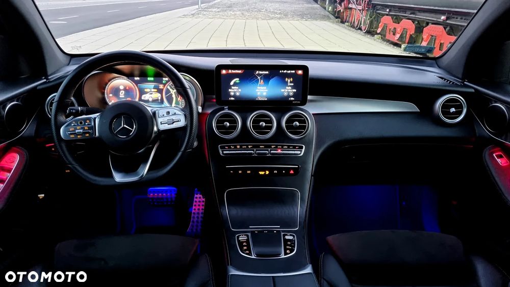 Mercedes-Benz GLC - 14