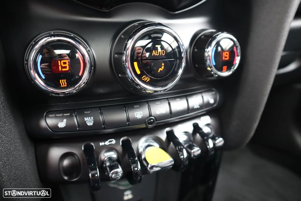 MINI 3 Portas Cooper SE - 37