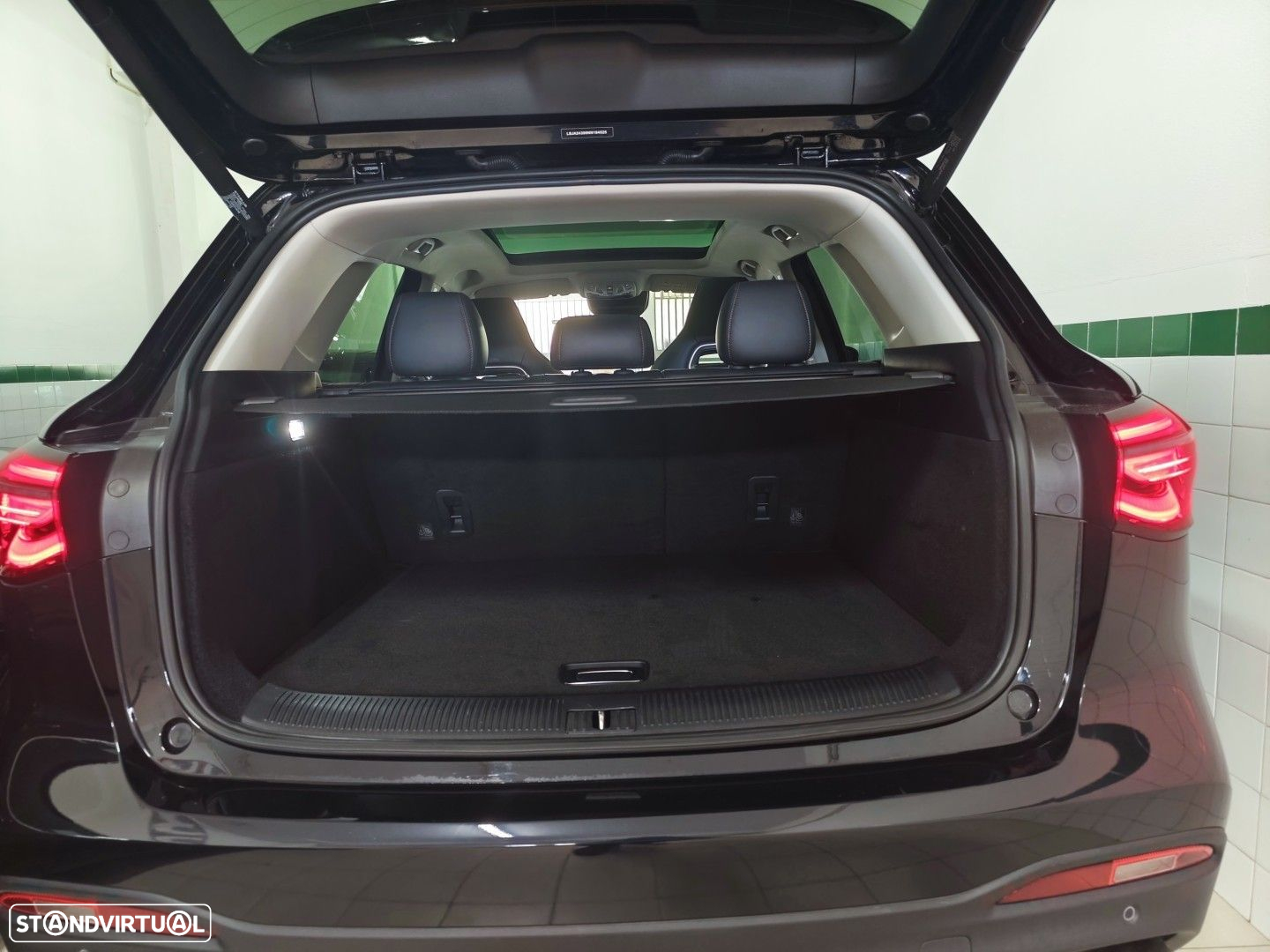 MG EHS 1.5 T-GDI Plug-in Hybrid Luxury - 35