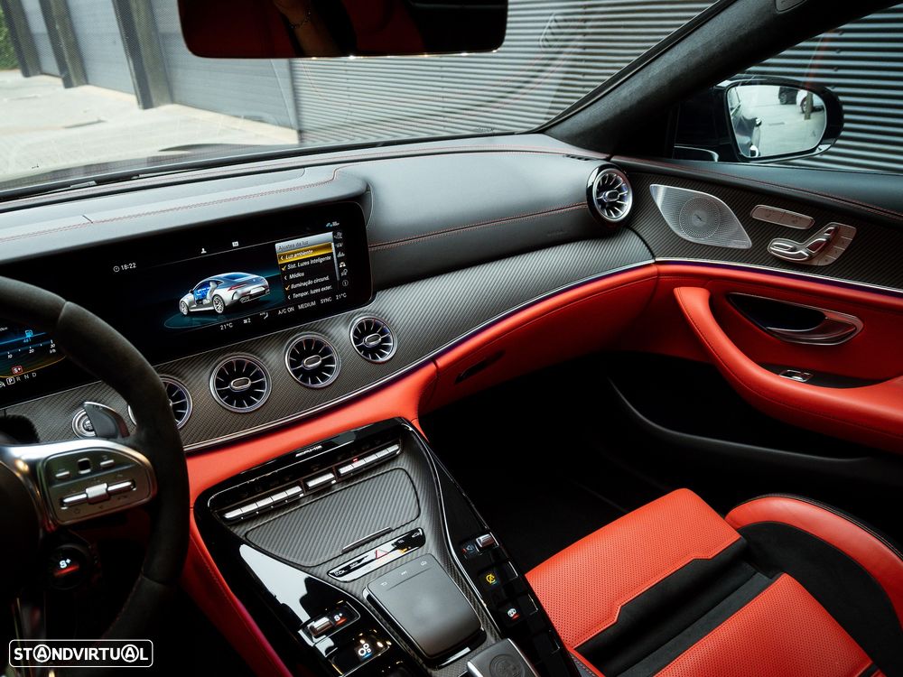 Mercedes-Benz AMG GT 4 portas 63 S 4Matic+ - 33