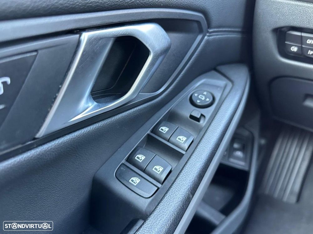 BMW 320 e Touring Auto - 32