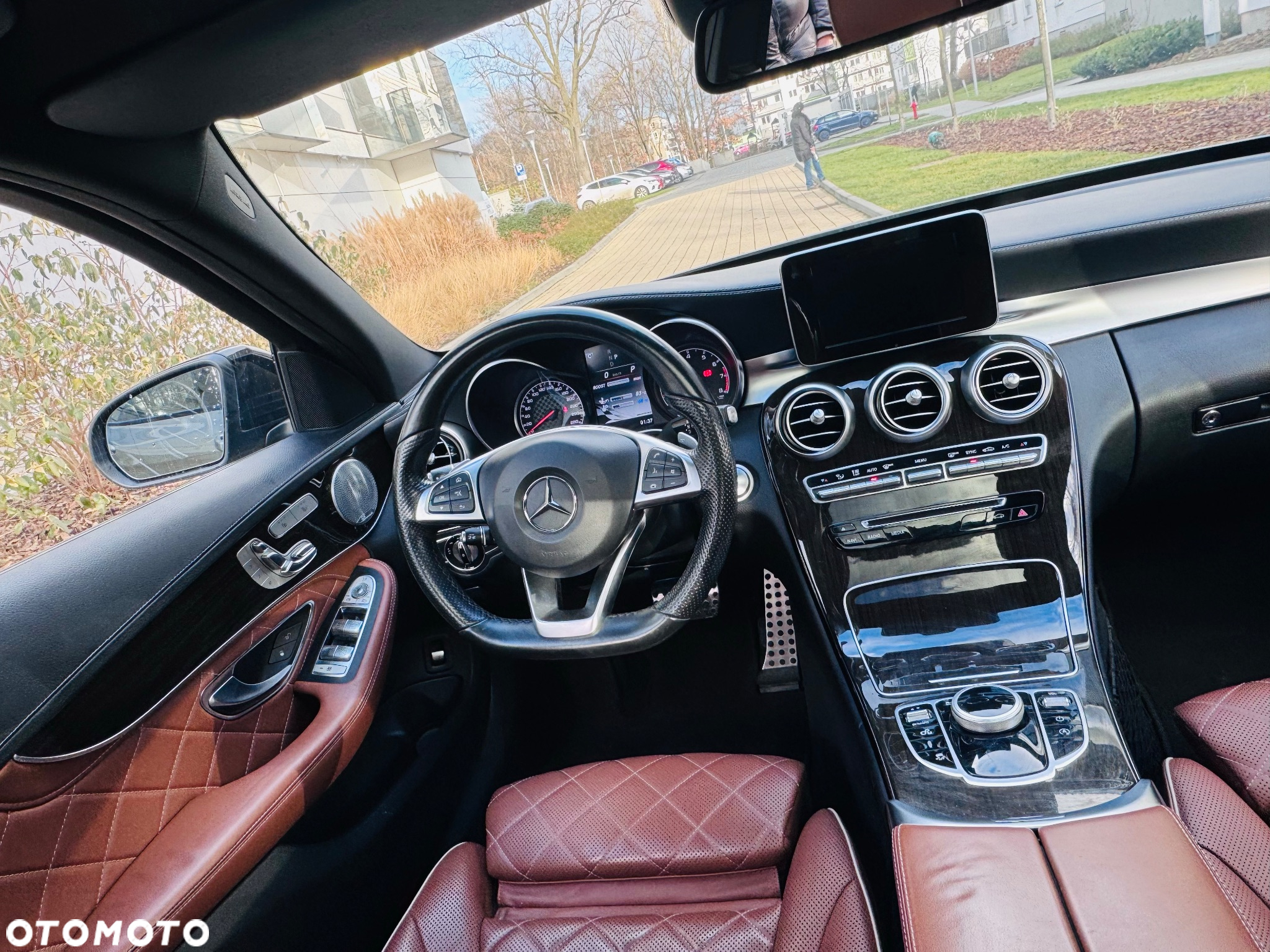 Mercedes-Benz Klasa C AMG 43 4-Matic - 24