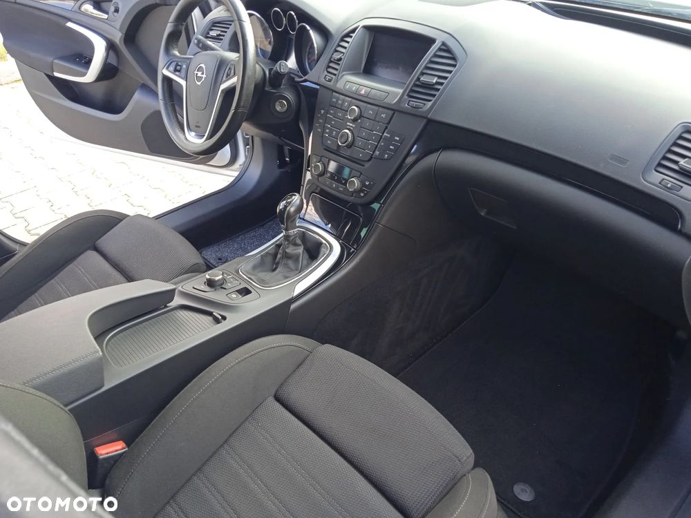 Opel Insignia 1.6 T Sport - 24