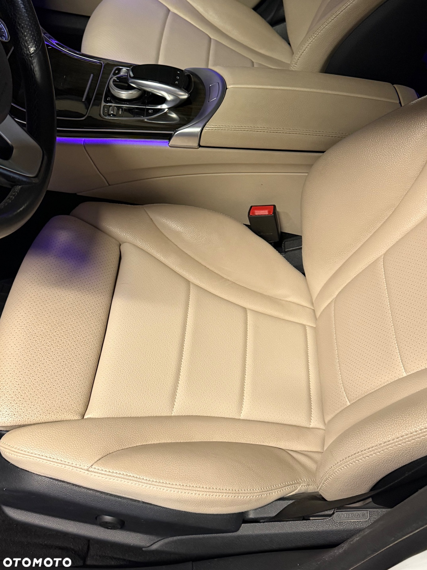 Mercedes-Benz Klasa C 300 7G-TRONIC - 7