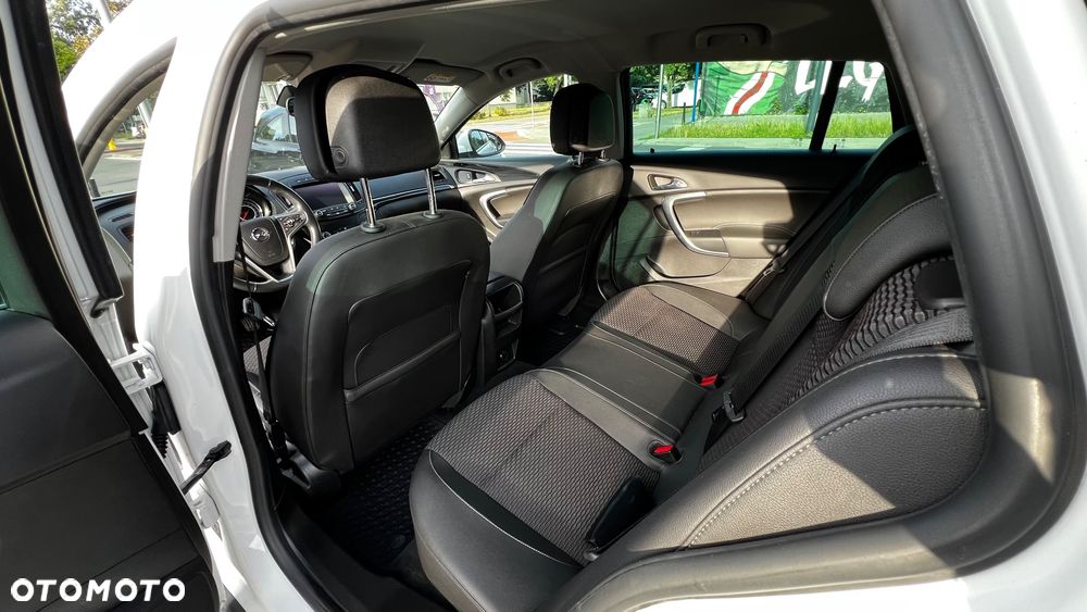 Opel Insignia 2.0 CDTI Cosmo 4x4 S&S - 10