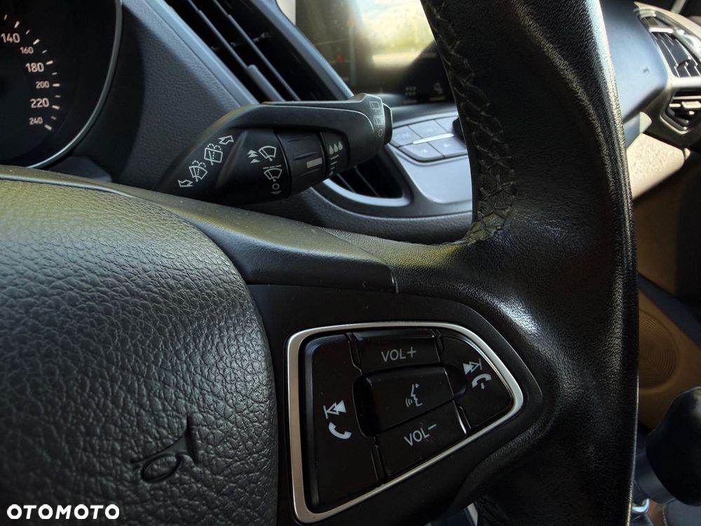 Ford Kuga 1.5 EcoBoost 2x4 SYNC - 37