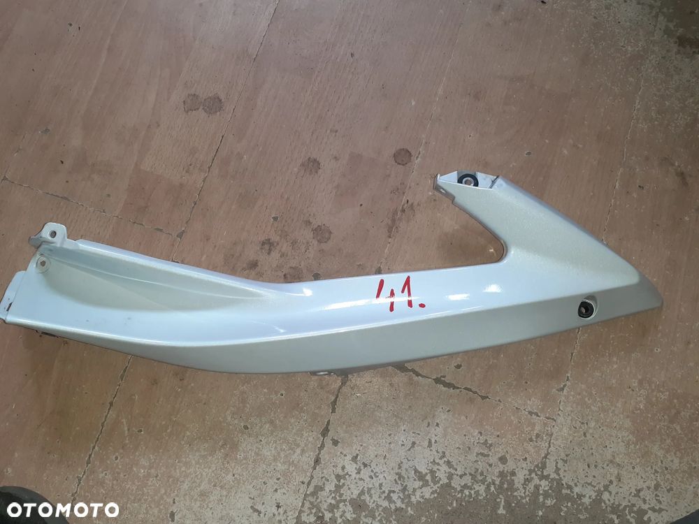 BOK OWIEWKA ŁYŻWA WYPEŁNIENIE PRAWE PRAWY  YAMAHA YZF R6 06+ - 1