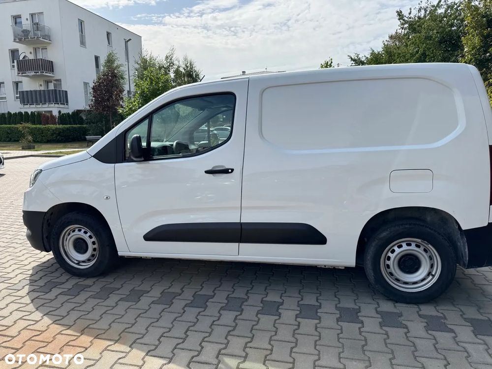 Toyota Proace City - 18
