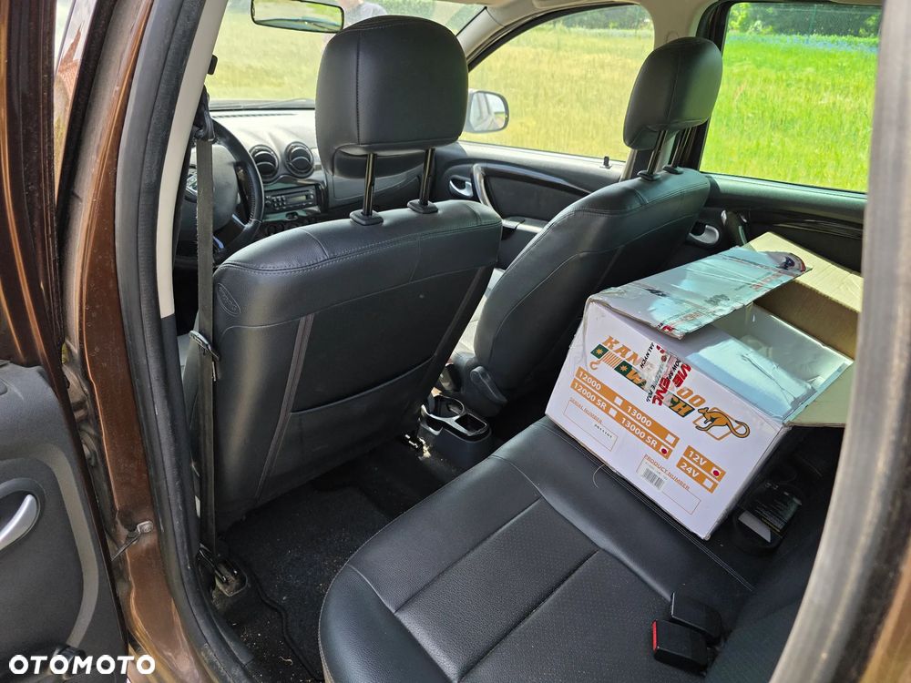 Dacia Duster 1.6 16V 4x2 Laureate - 14