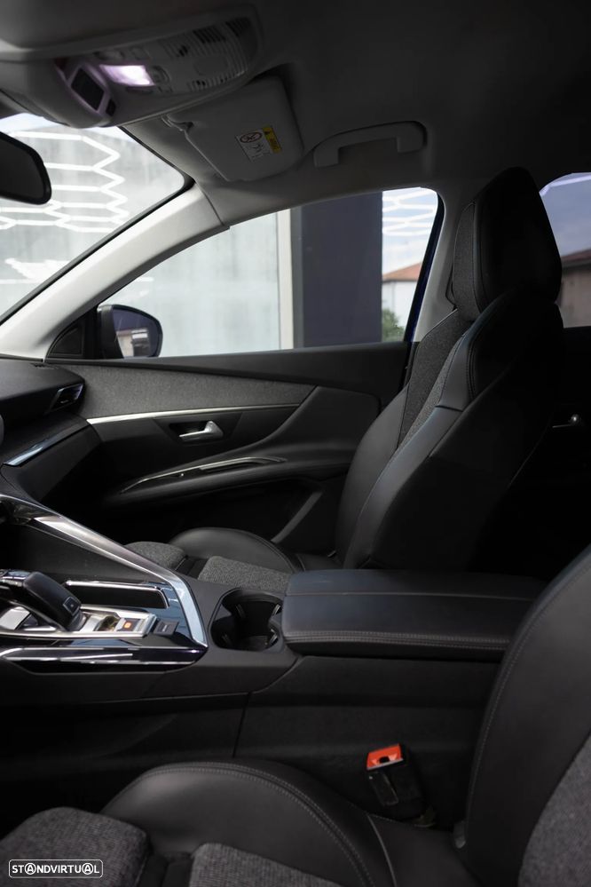 Peugeot 3008 PureTech 130 Stop & Start GPF EAT8 Crossway - 10