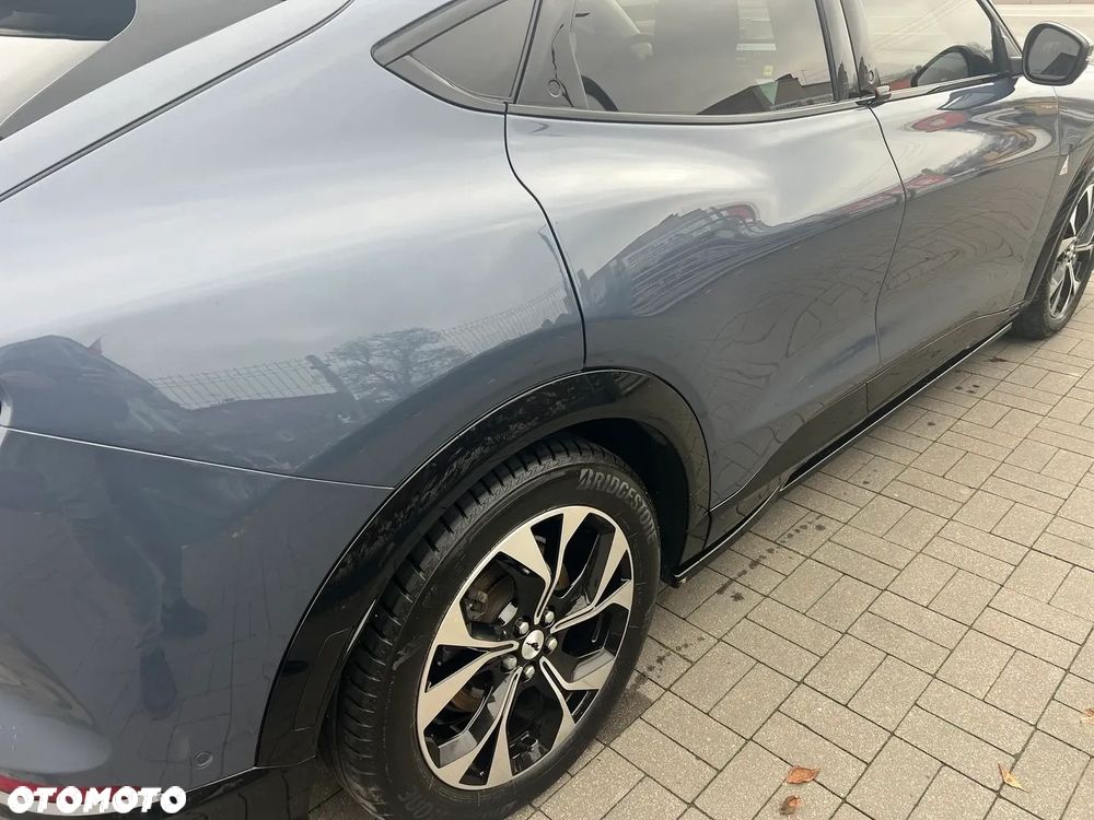 Ford Mustang Mach-E AWD - 7