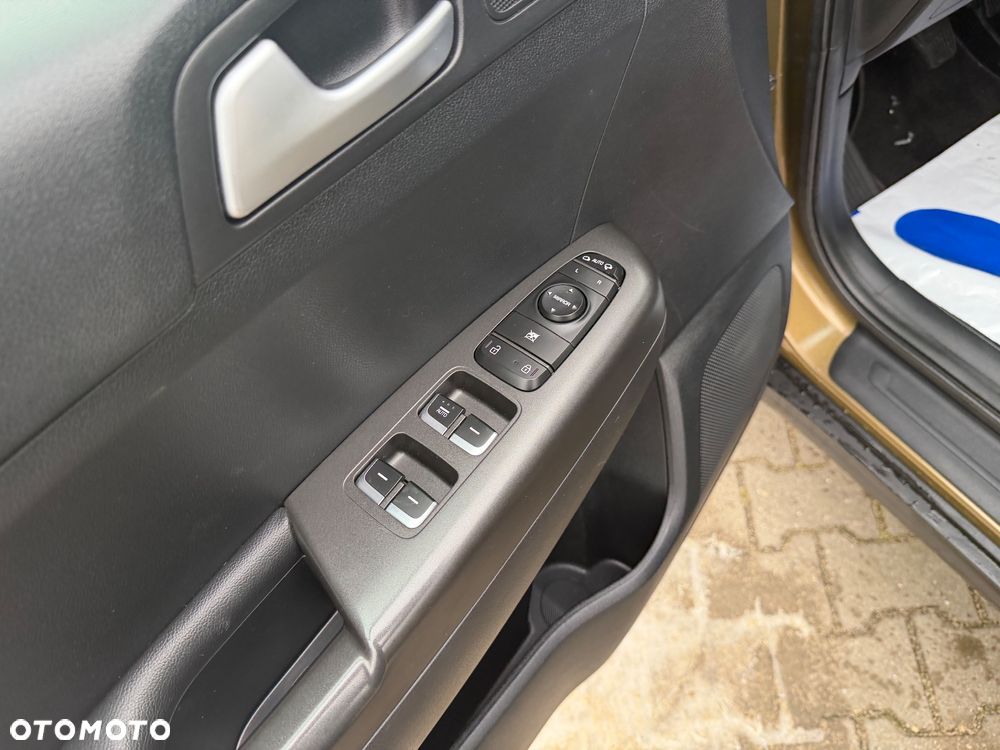 Kia Sportage 2,0 CRDI 2WD ISG Spirit - 21