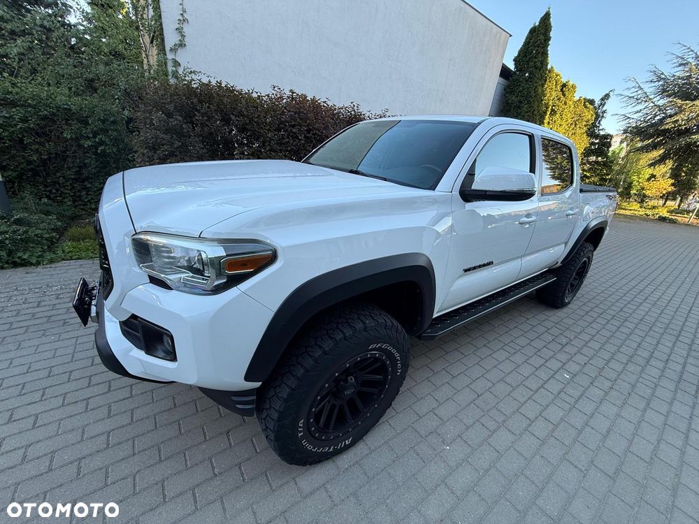Toyota Tacoma - 6