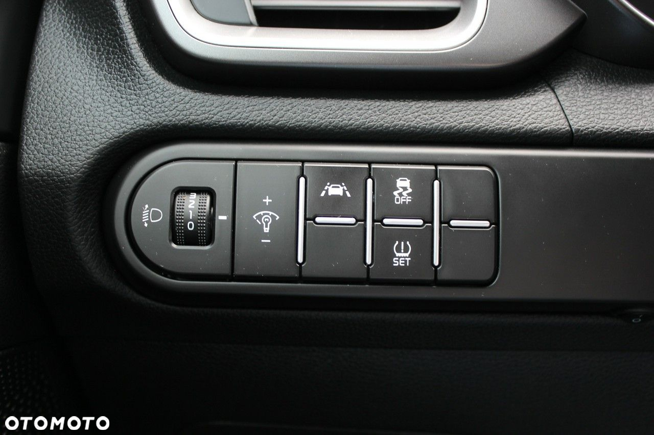 Kia Ceed - 19