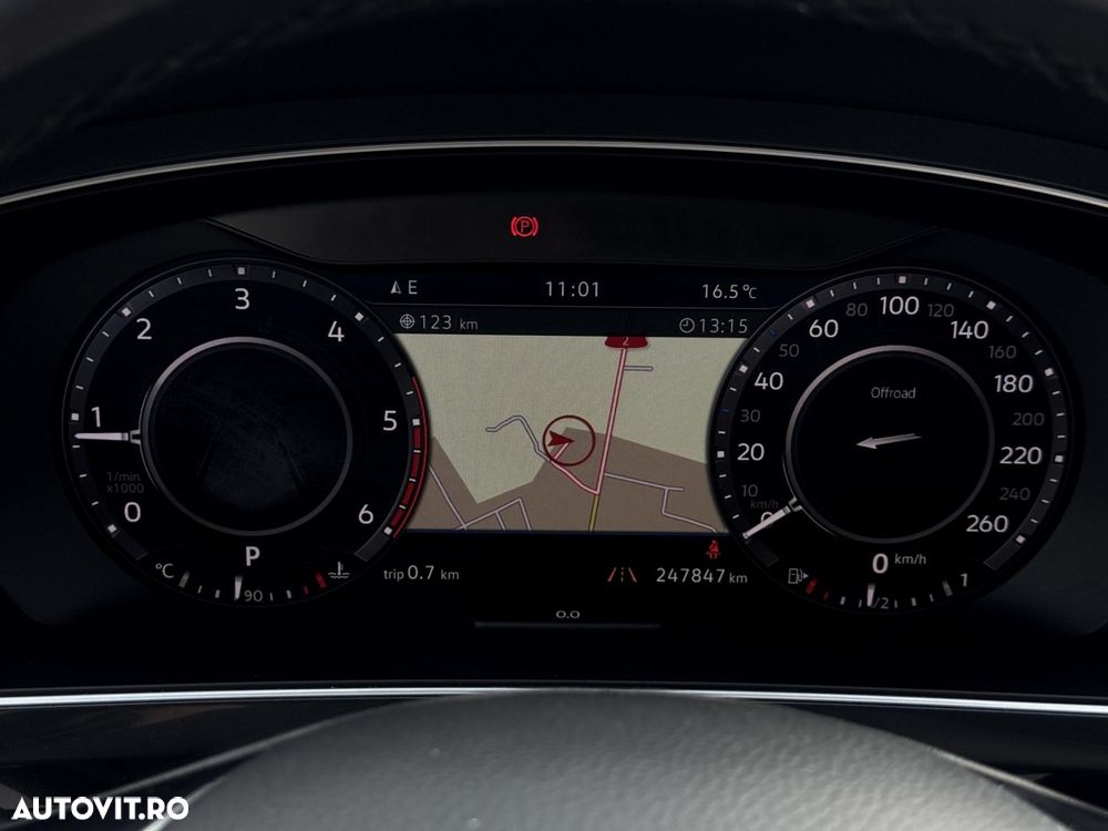 VOLKSWAGEN Tiguan 2018 — imagine 35