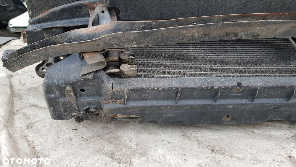 pas przedni VW Passat B6 2.0 TDI - 9