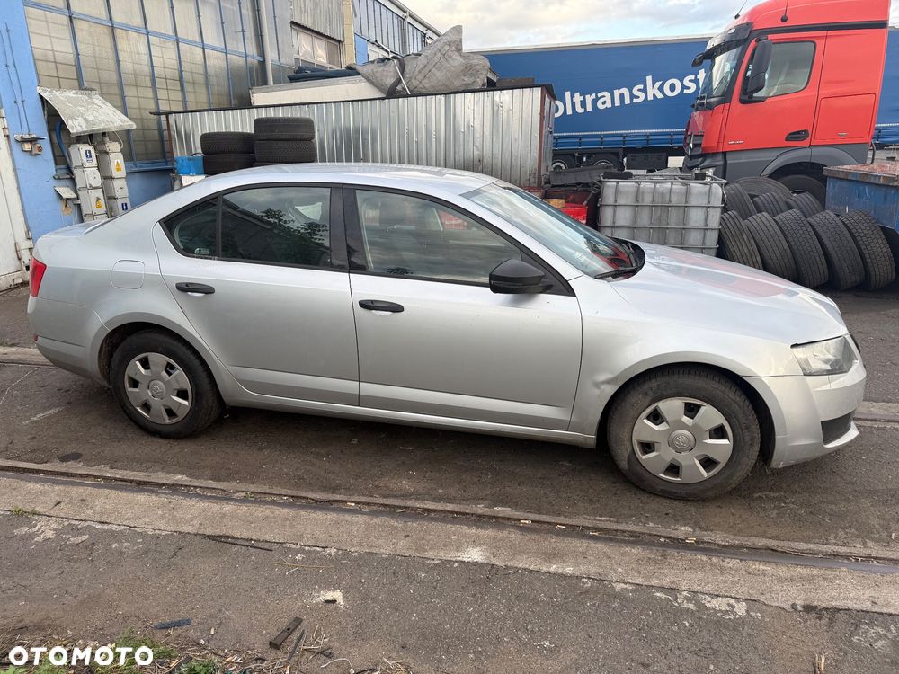 Skoda Octavia - 2