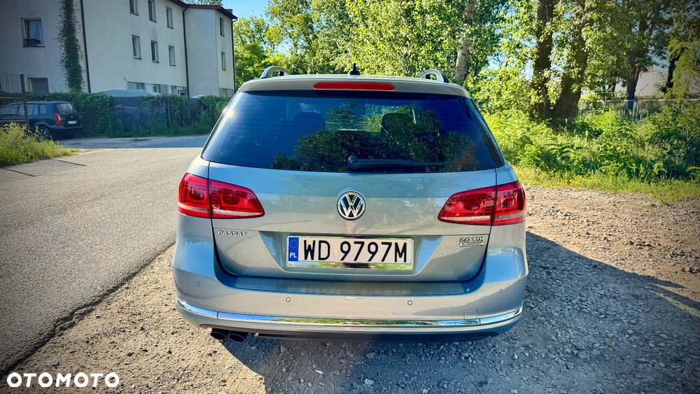 Volkswagen Passat Variant 2.0 TDI BlueMotion Technology Comfortline - 4