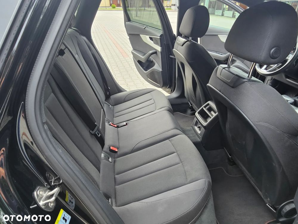 Audi A4 Avant - 15
