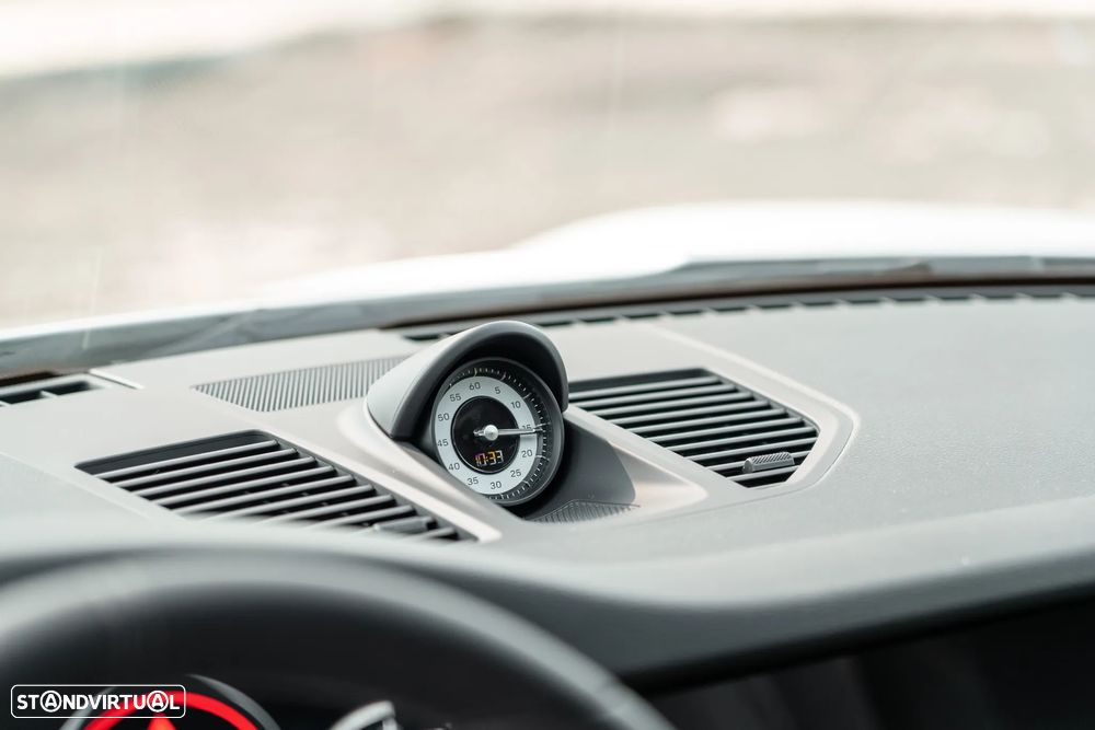 Porsche 911 (992) Carrera T PDK - 12