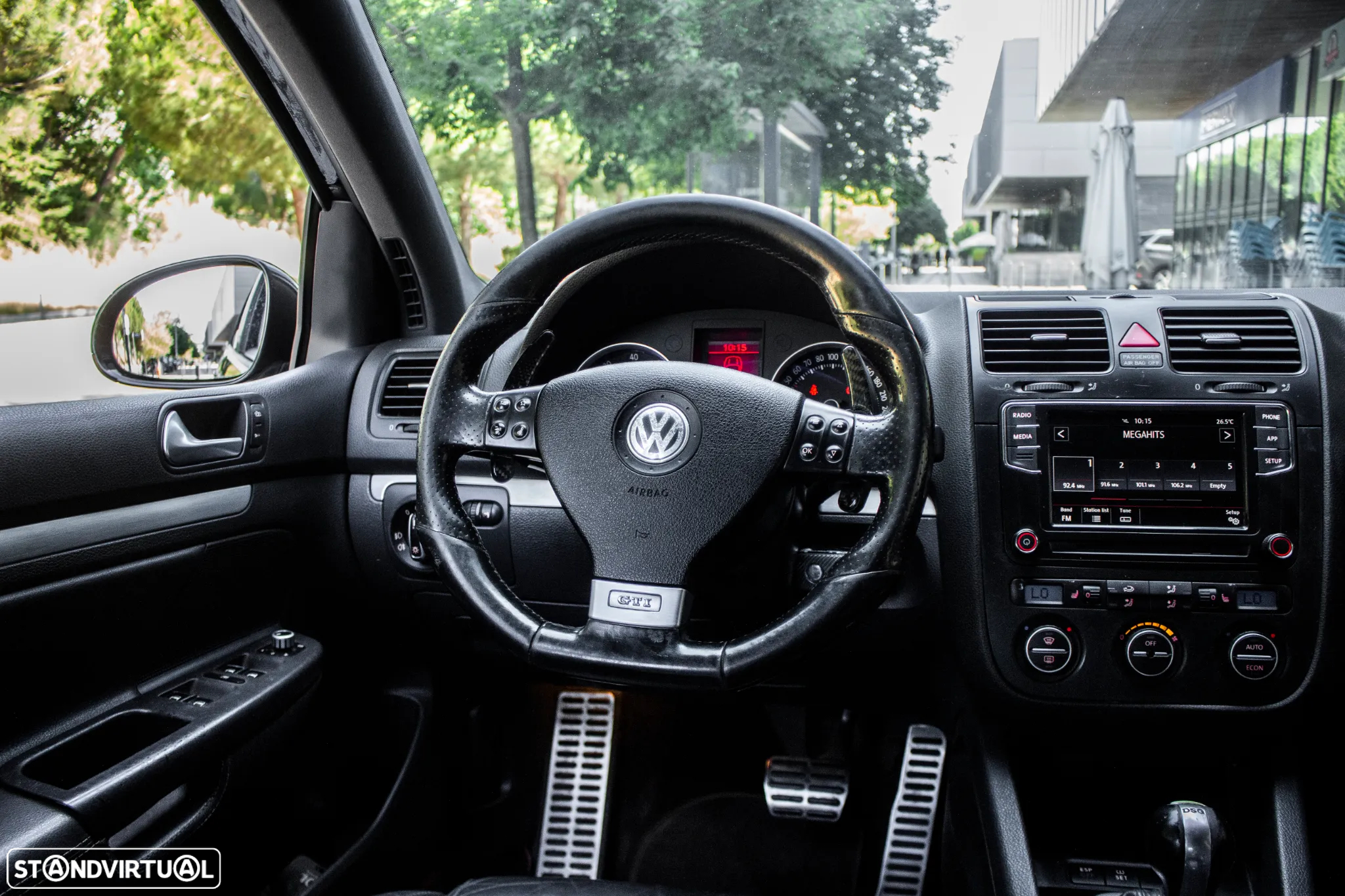 VW Golf 2.0 GTi DSG - 33