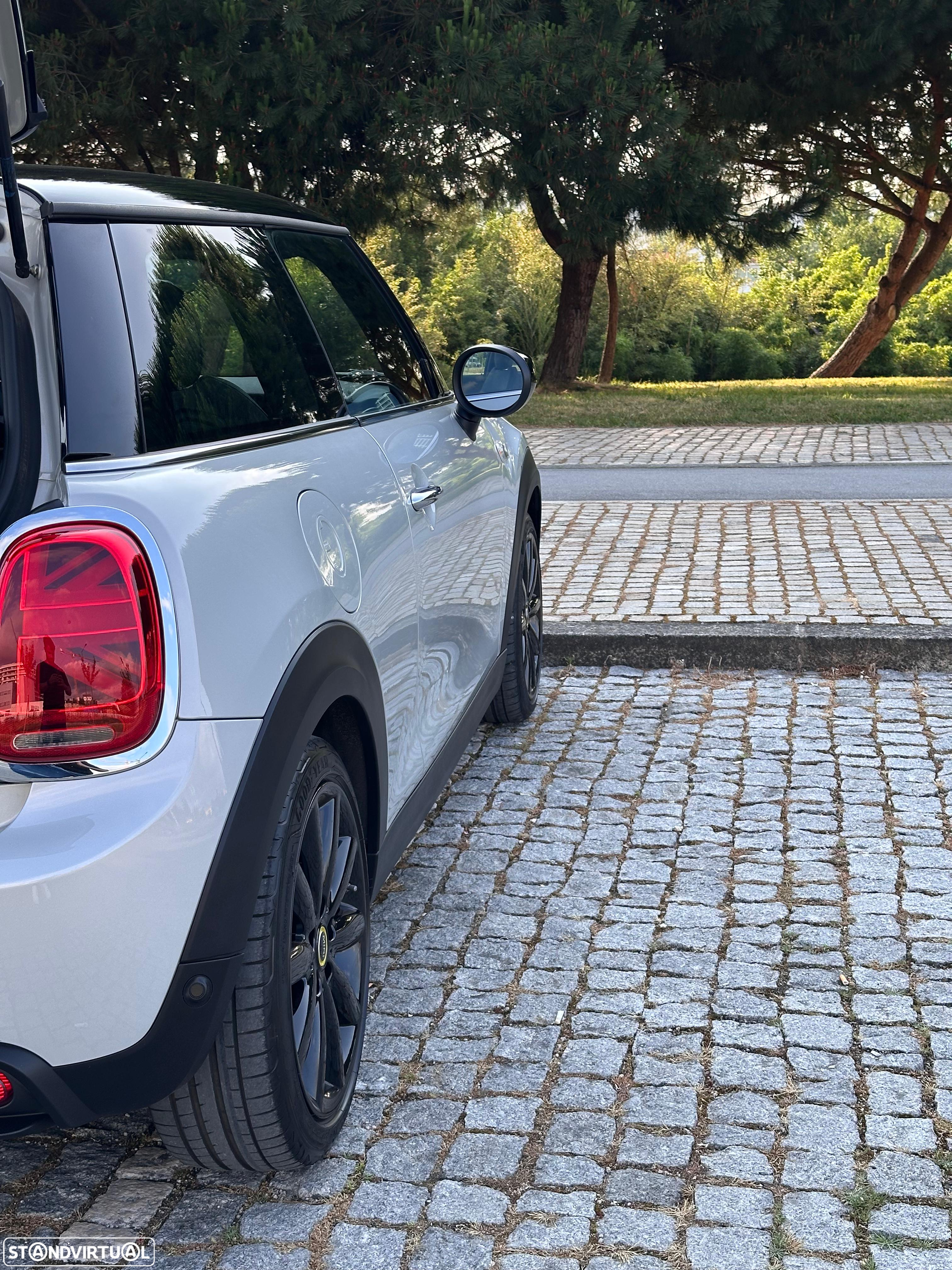 MINI 3 Portas Cooper SE - 19