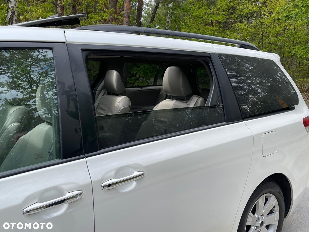 Toyota Sienna 3.5 V6 Limited AWD - 16