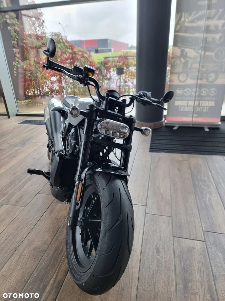 Harley-Davidson Sportster - 3