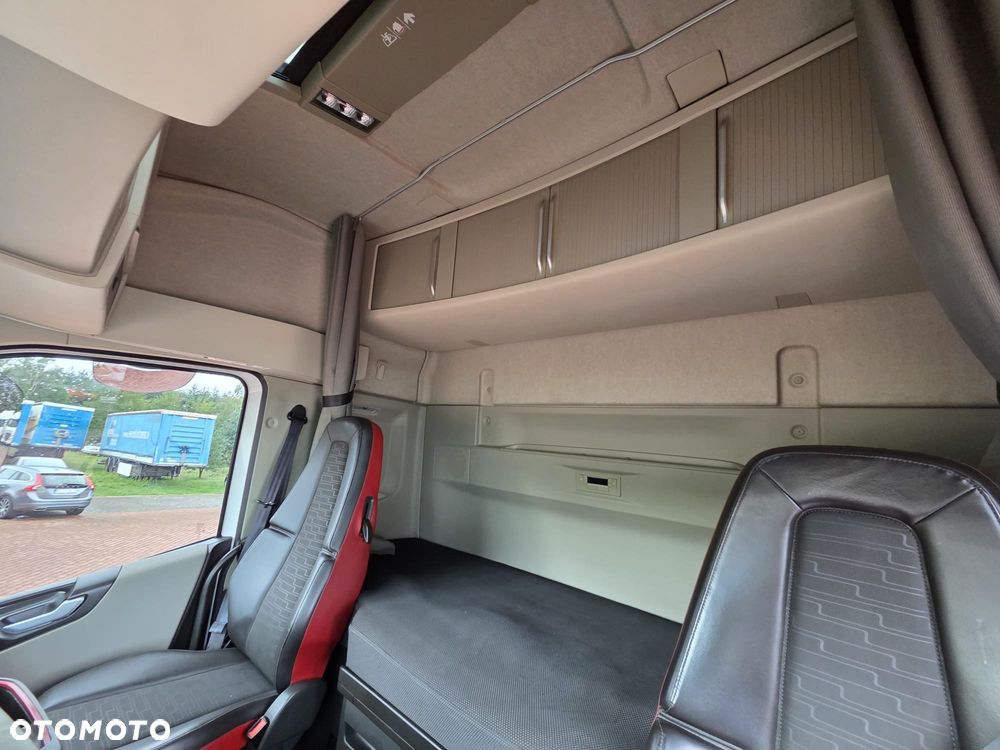 Volvo FH 500 *GLOBETROTTER* RETARDER* KLIMA POSTOJOWA* LODÓWKA* KOŁA 80%* ACC* Z FRANCJI - 11