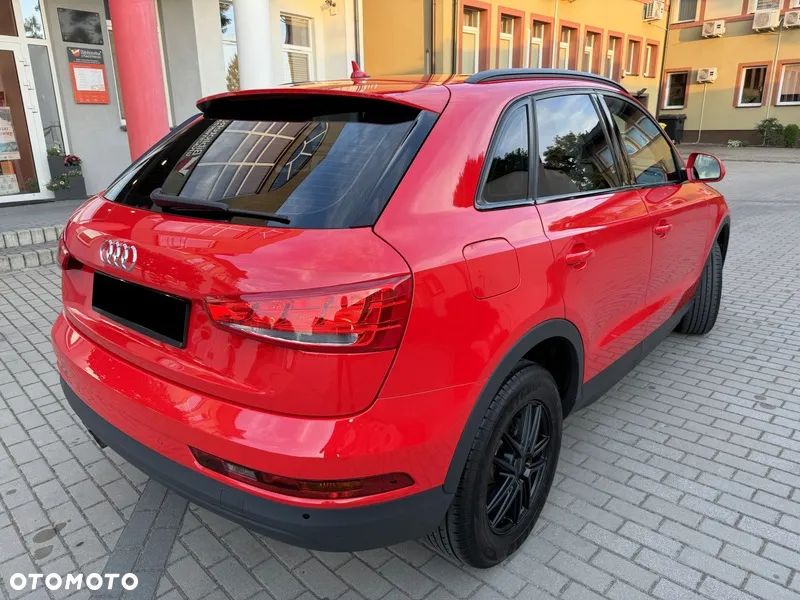 Audi Q3 1.4 TFSI Design S tronic - 4