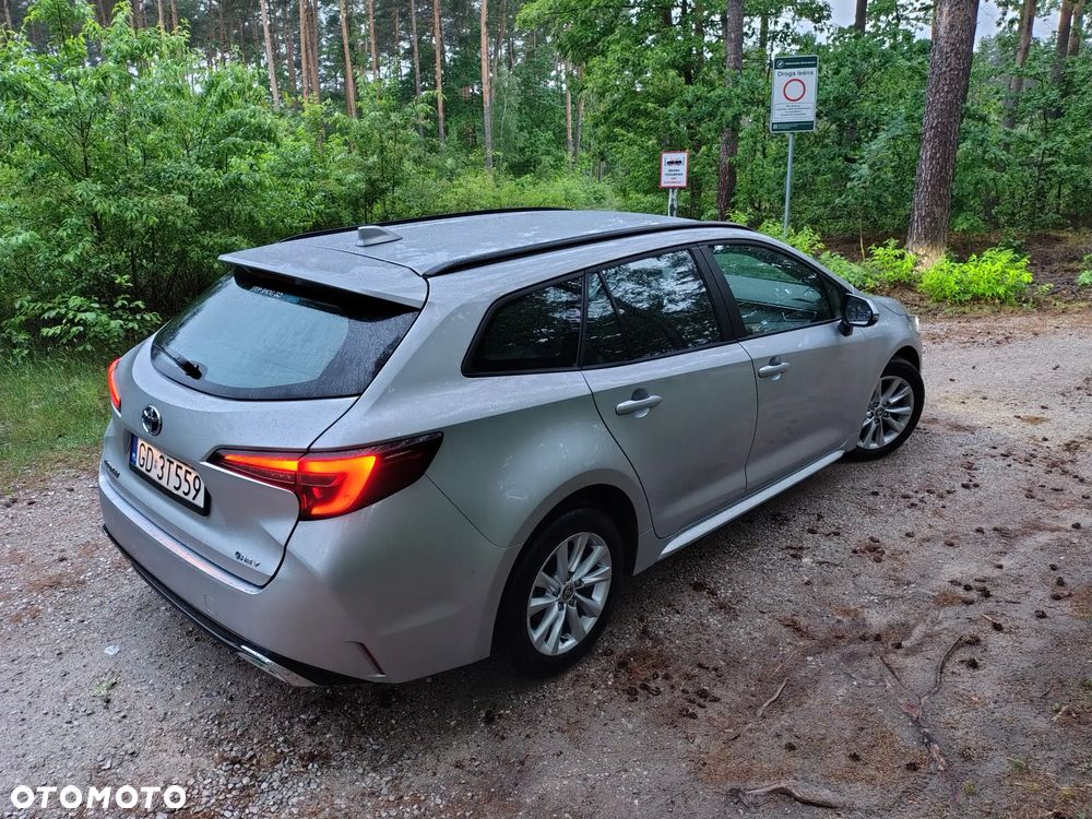 Toyota Corolla 1.8 Hybrid Comfort - 13
