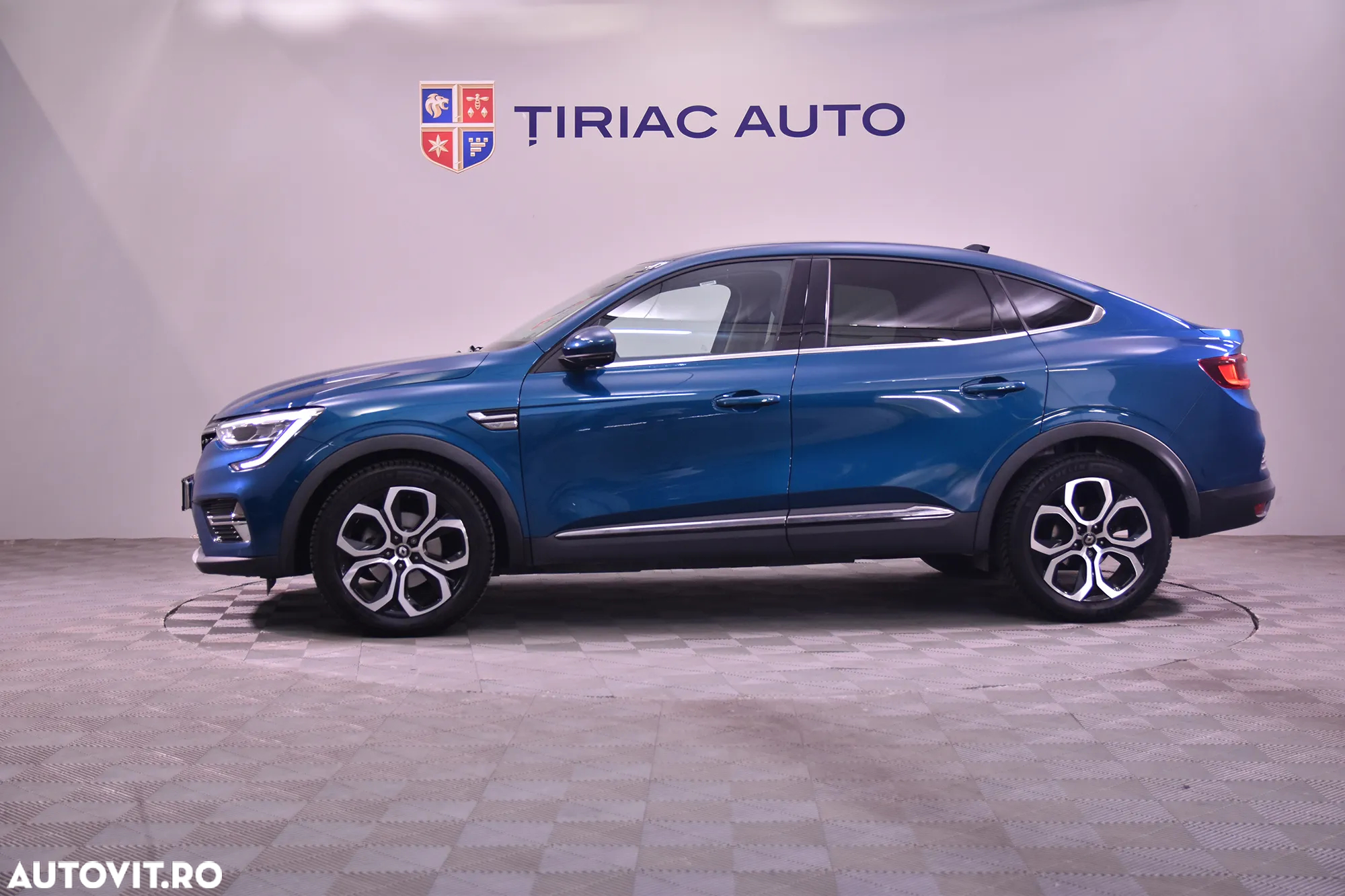 Renault Arkana - 2