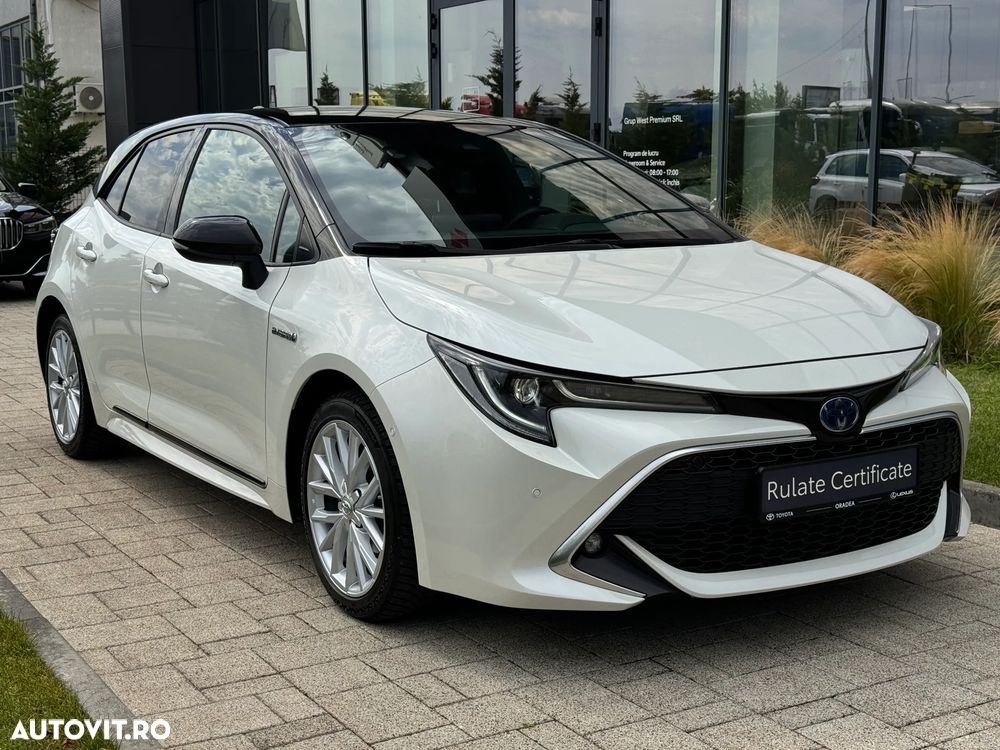 Toyota Corolla 1.8 Hybrid Team Deutschland - 1