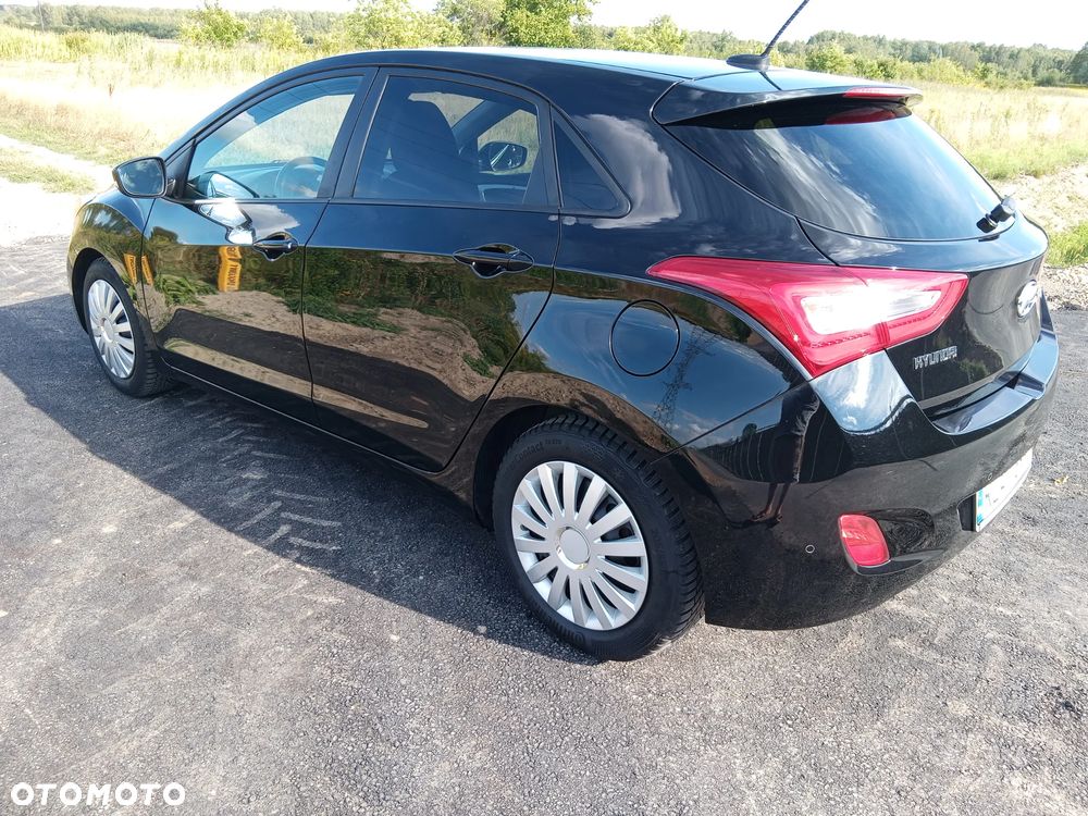 Hyundai i30 1.4 Premium - 1