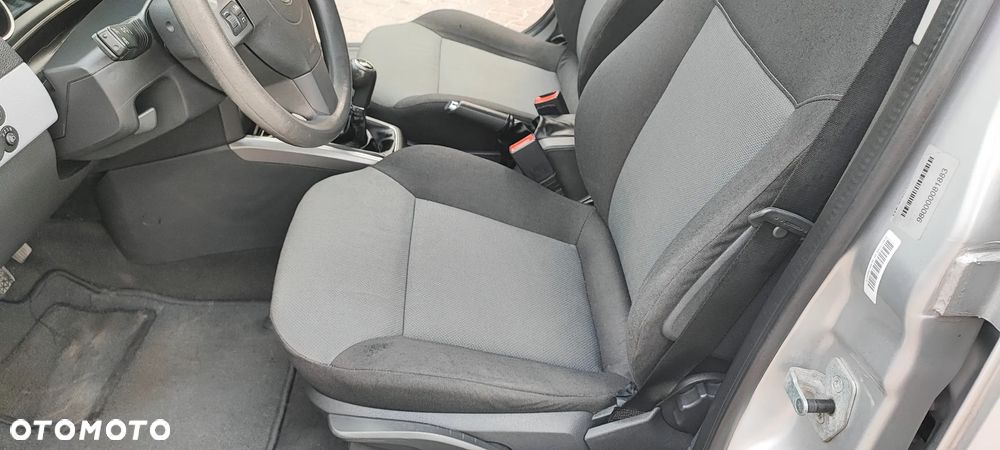 Opel Astra 1.4 Edition Plus - 16