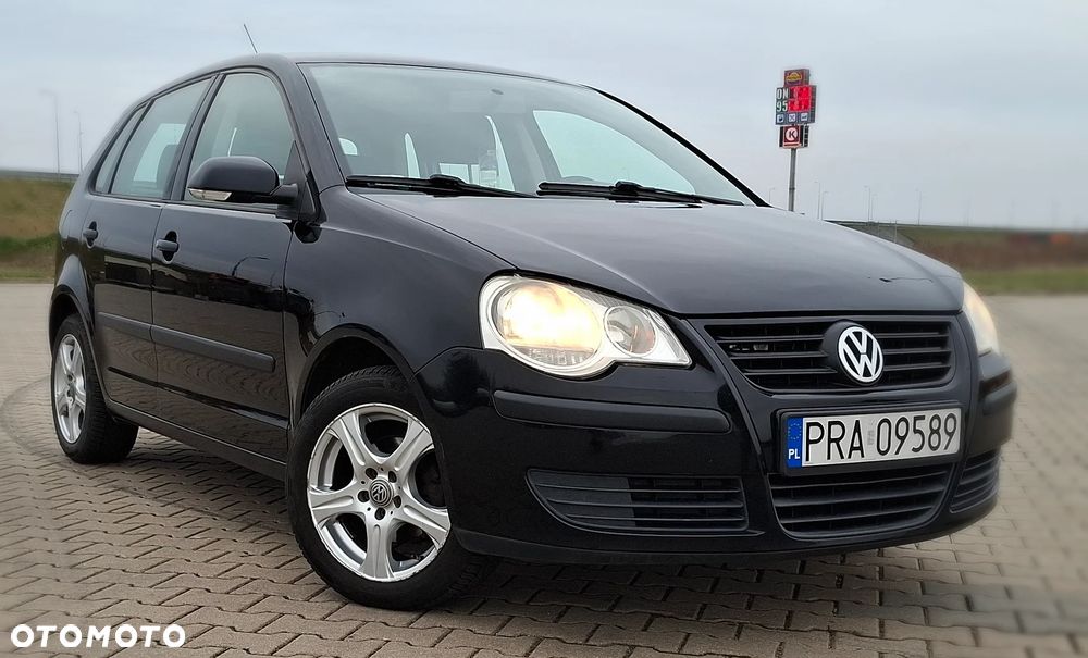 Volkswagen Polo - 1