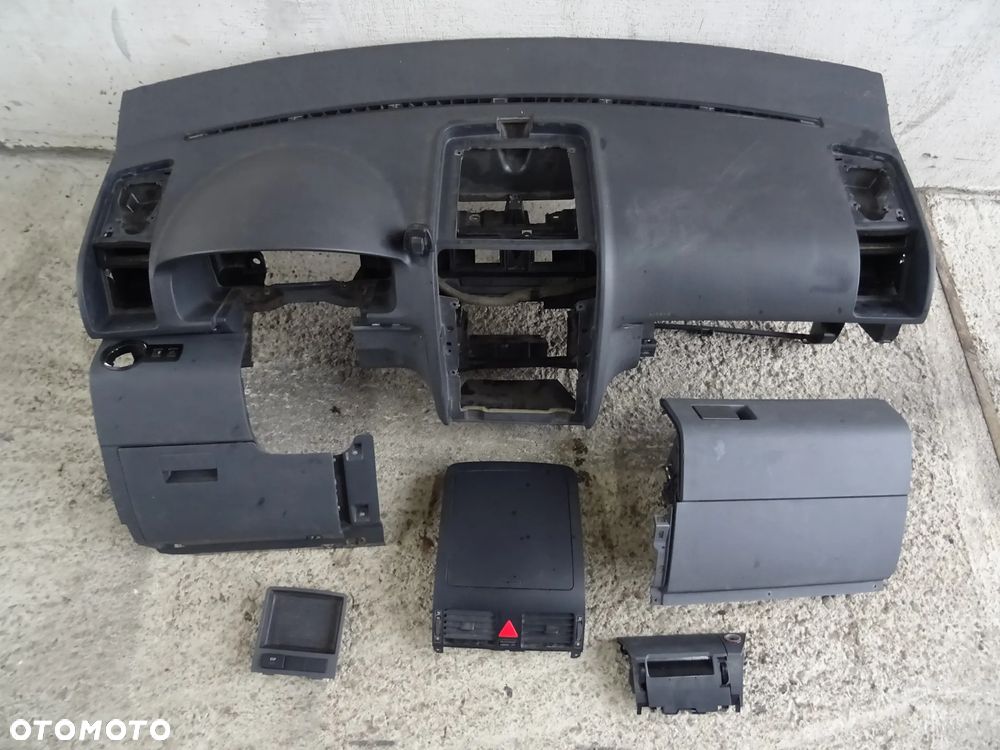 VW TOURAN DESKA ROZDZIELCZA KONSOLA KOKPIT TAPICERKA - 5