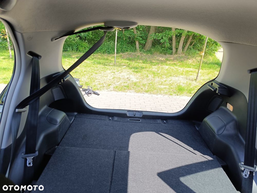 Toyota Yaris 1.3 Sol - 21