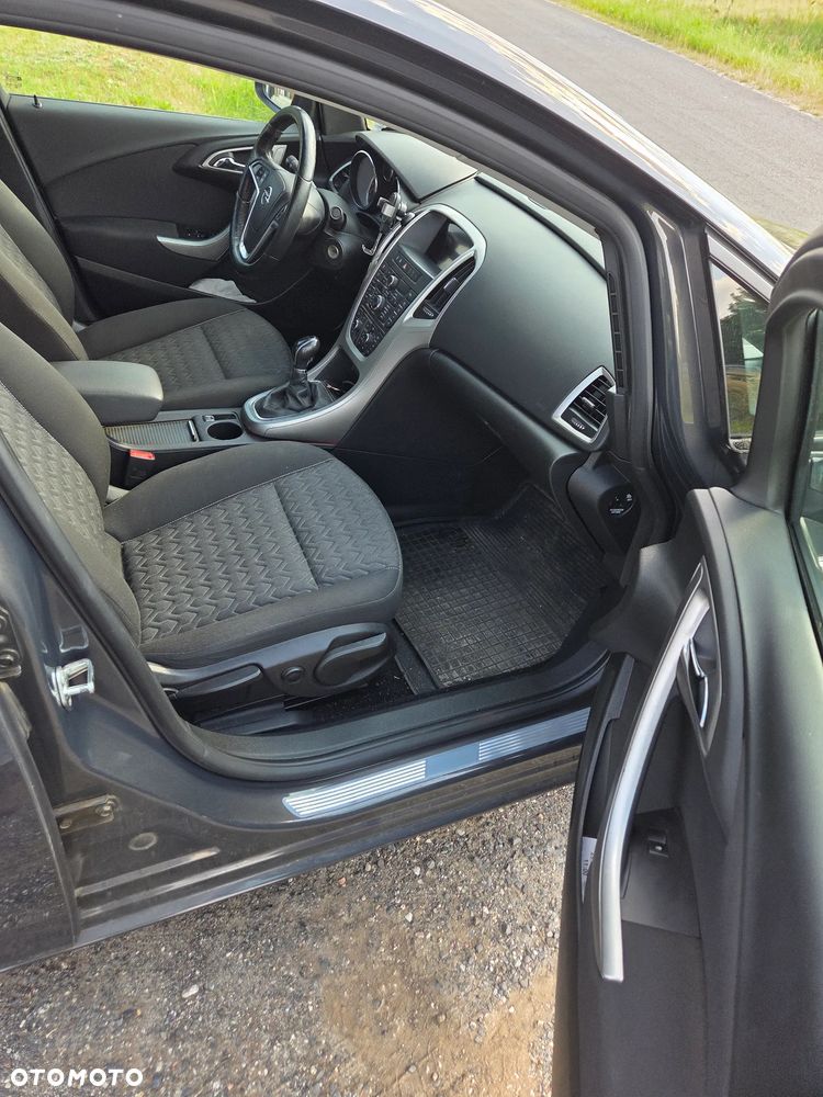 Opel Astra 1.4 T Active EU6 - 13