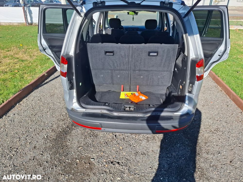 Ford Galaxy 2.0 TDCi DPF Ghia - 4