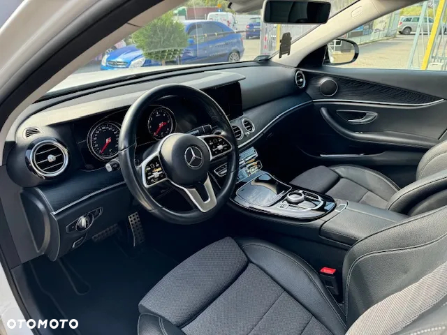 Mercedes-Benz Klasa E 220 d 9G-TRONIC - 15